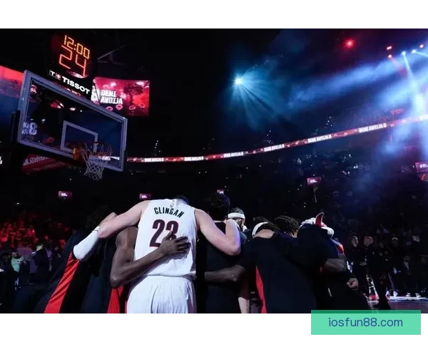 骑士末节失控惨遭热火逆转哈登米切尔合砍大分仍无力阻连胜终结 骑士末节失控惨遭热火逆转哈登米切尔合砍大分仍无力阻连胜终结